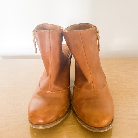 Leather Clog Heels - Picture 3 of 4